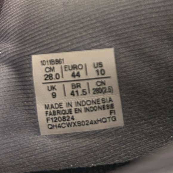 Asics Men’s Light Gray Athletic Tennis Shoes Sz. 10 NWT/ New in Box - Picture 6 of 8